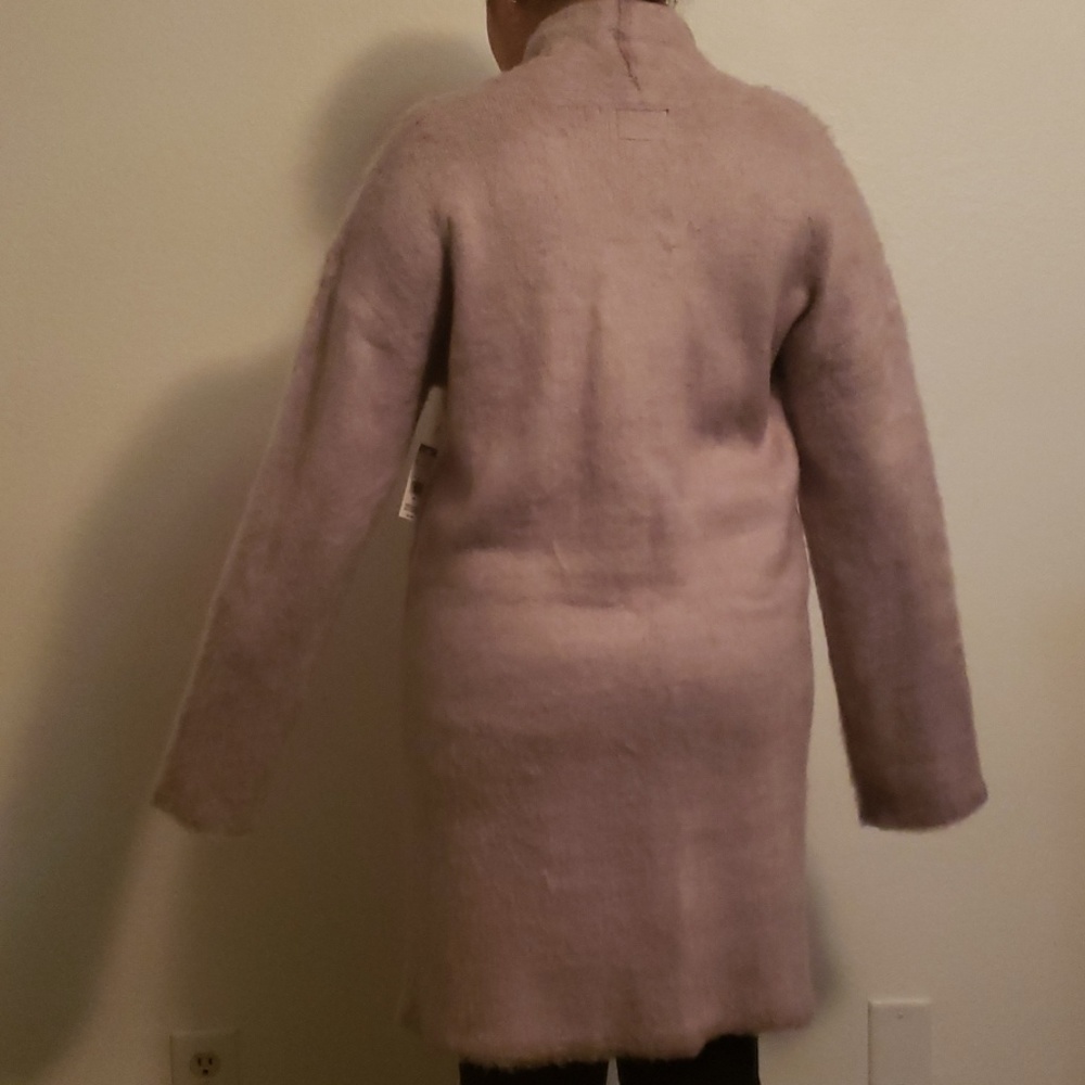 Cardigan - Picture 3 of 8